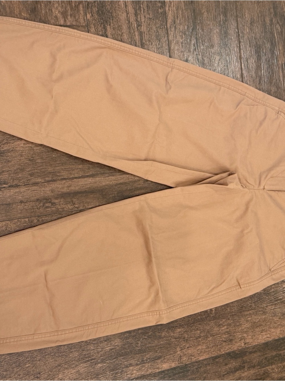 Aritzia Women’s Wilfred  Chinos in Light Tan - 2